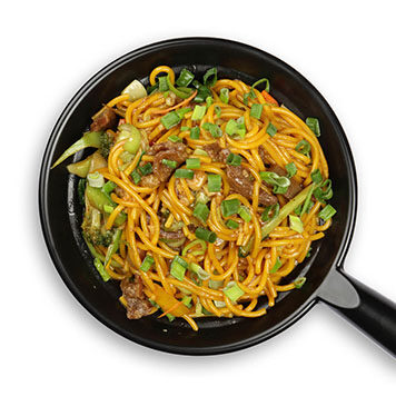 149. LO MEIN NOODLES WITH BEEF